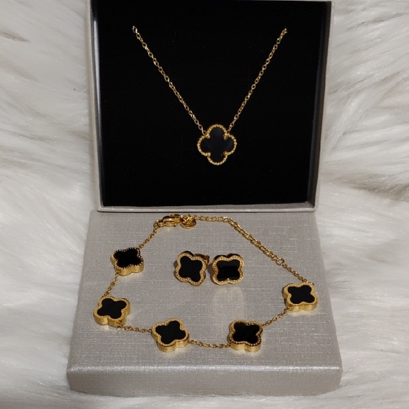 JY 18kt Gold Plated Jewelry - SALE!New 18kt Gold Plated Gold/Black 4 Leaf Clover Necklace Bracelet Earring Set